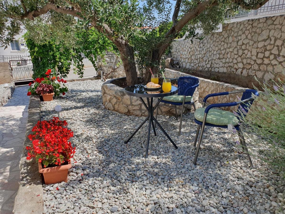 Apartment Zvjezdana Trogir Exterior foto
