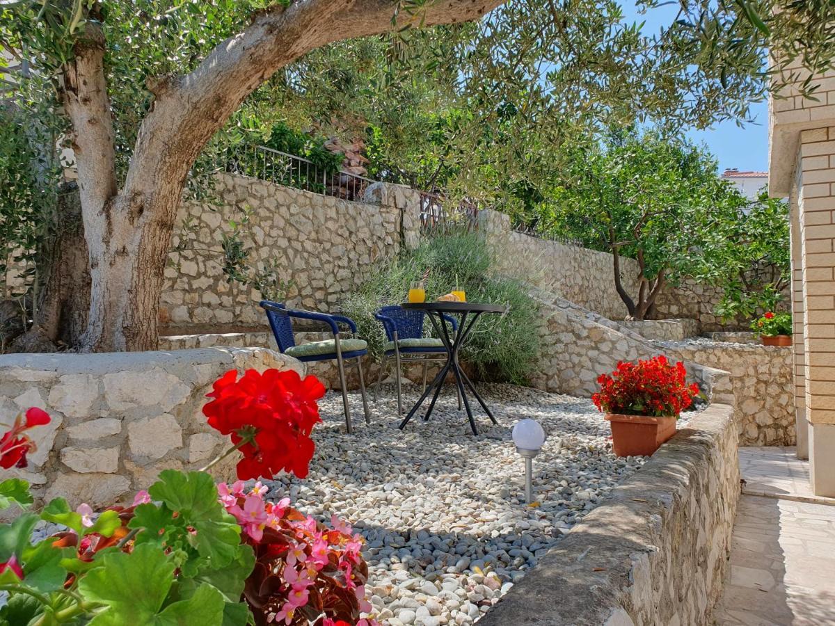 Apartment Zvjezdana Trogir Exterior foto